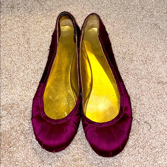 SALE!!🎉Royal Purple Comfy Flats - Picture 1 of 3